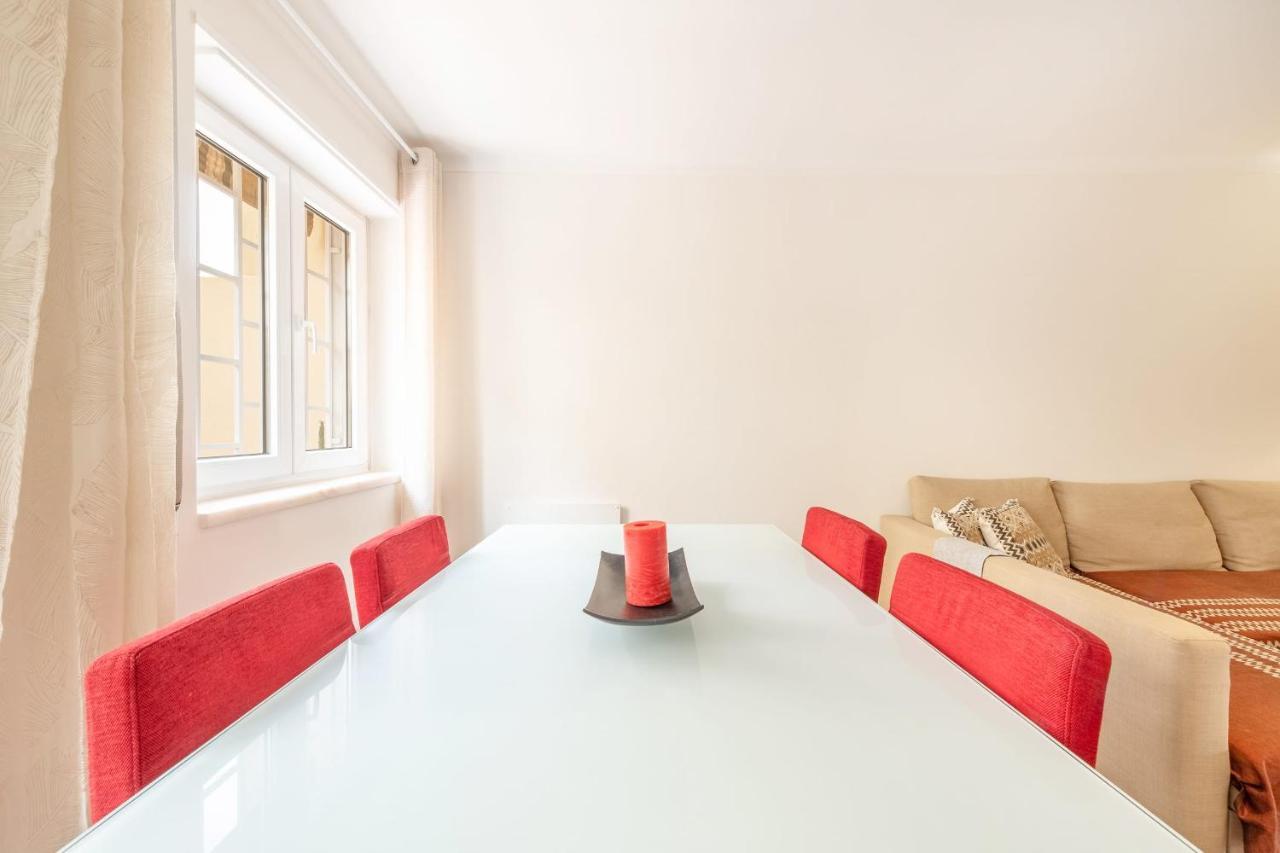 Guestready - Minimalist Downtown Apt With Terrace Apartment Каркавелос Екстериор снимка