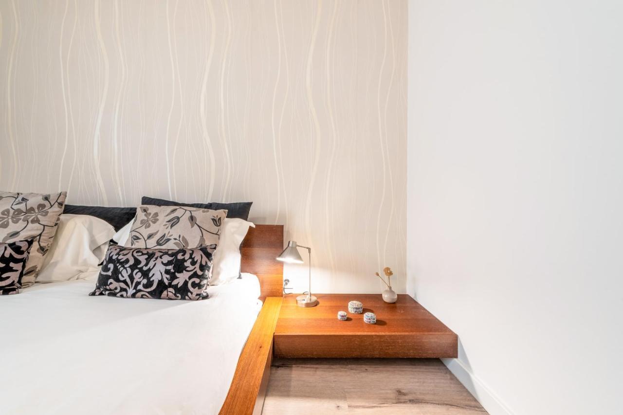 Guestready - Minimalist Downtown Apt With Terrace Apartment Каркавелос Екстериор снимка
