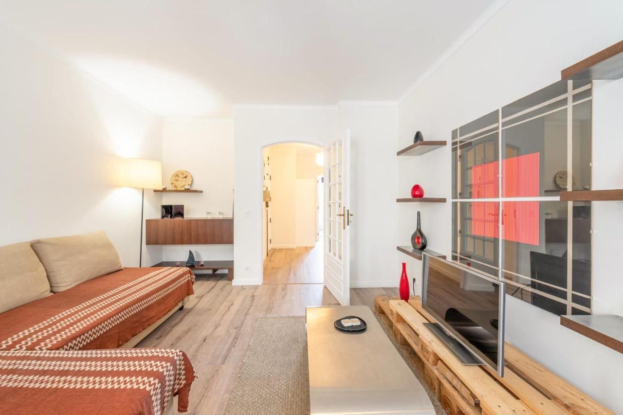 Guestready - Minimalist Downtown Apt With Terrace Apartment Каркавелос Екстериор снимка